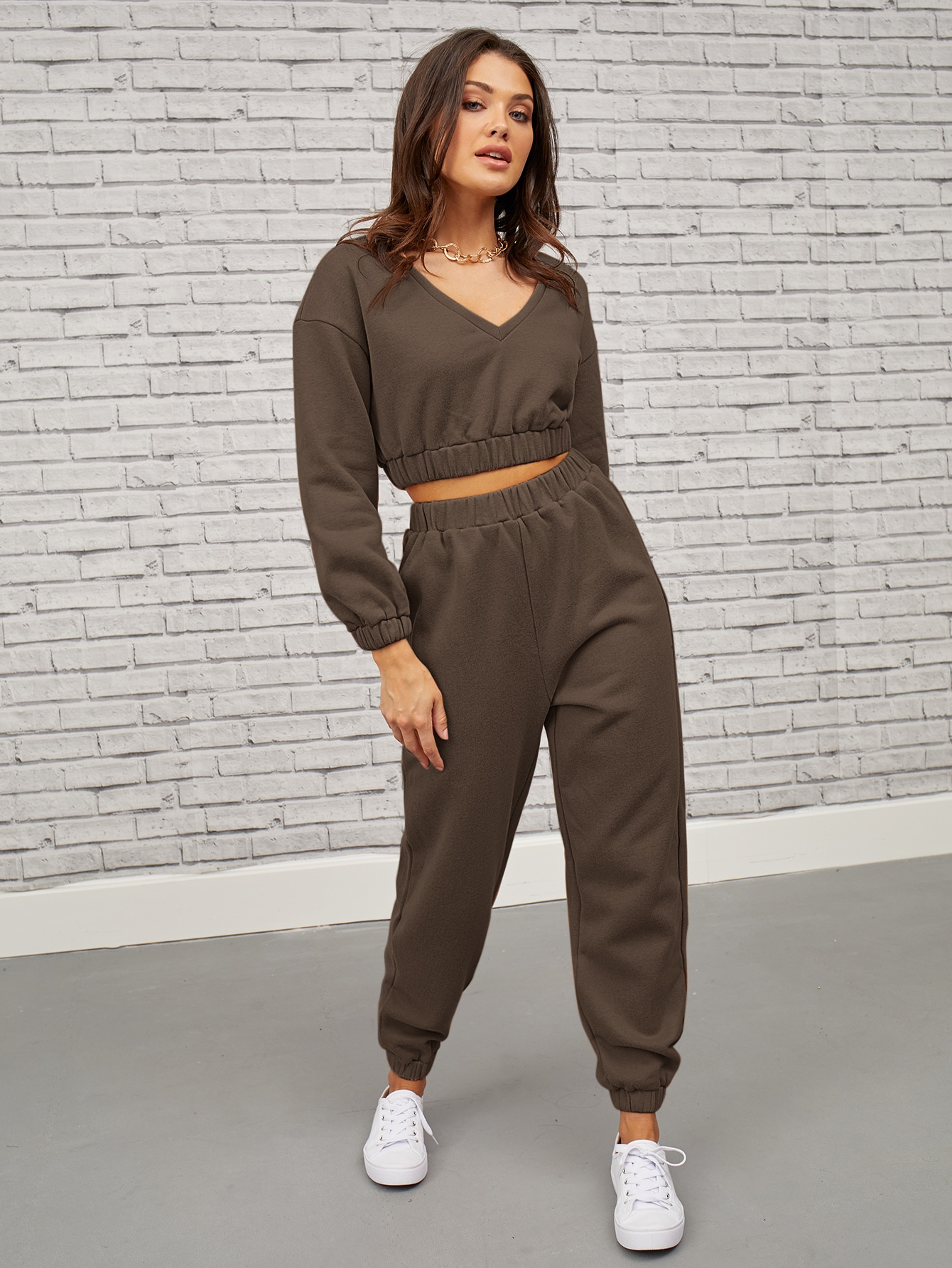 V-neck Drop Shoulder Solid Pullover & Joggers Set thumbnail