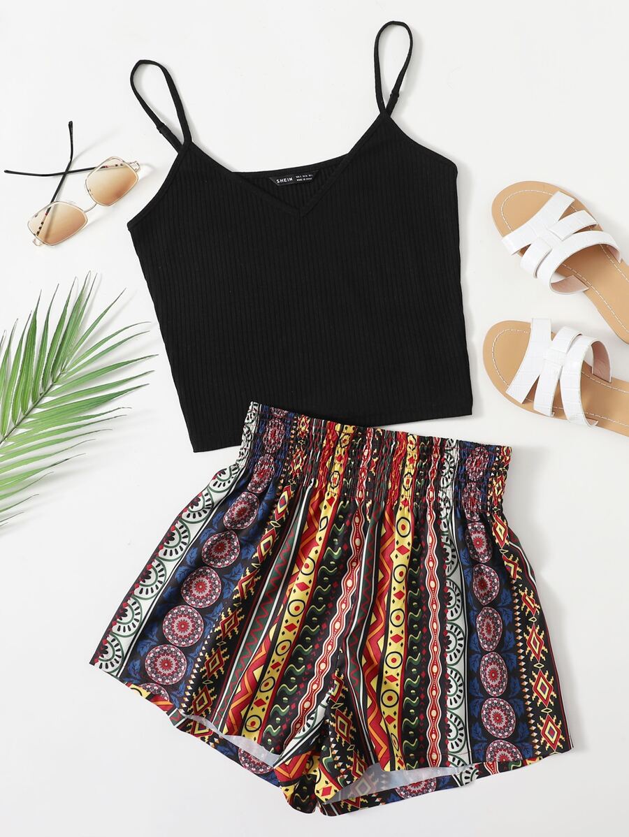 SHEIN VCAY 羅紋針織吊帶上衣和打褶寬腰帶短褲套裝 - 彩色 - 查看 1