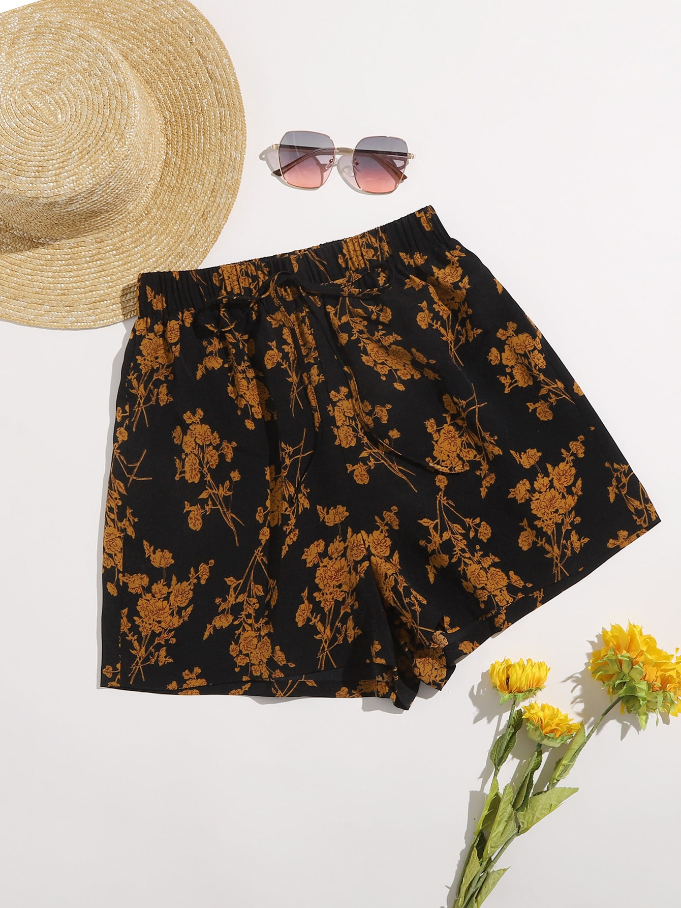 Tie Front Floral Shorts thumbnail