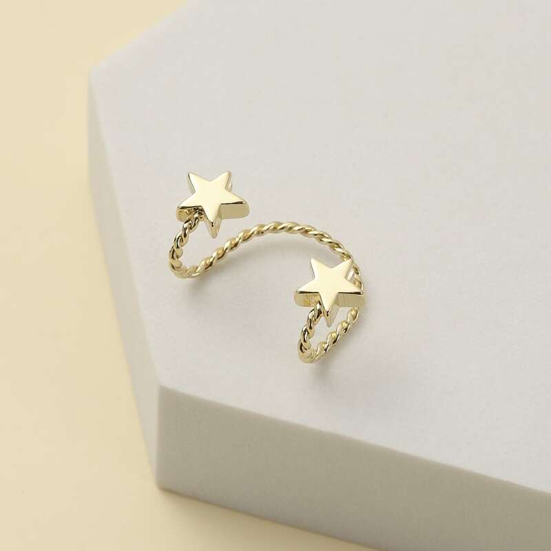 

1pc Star Decor Ear Cuff, Gold