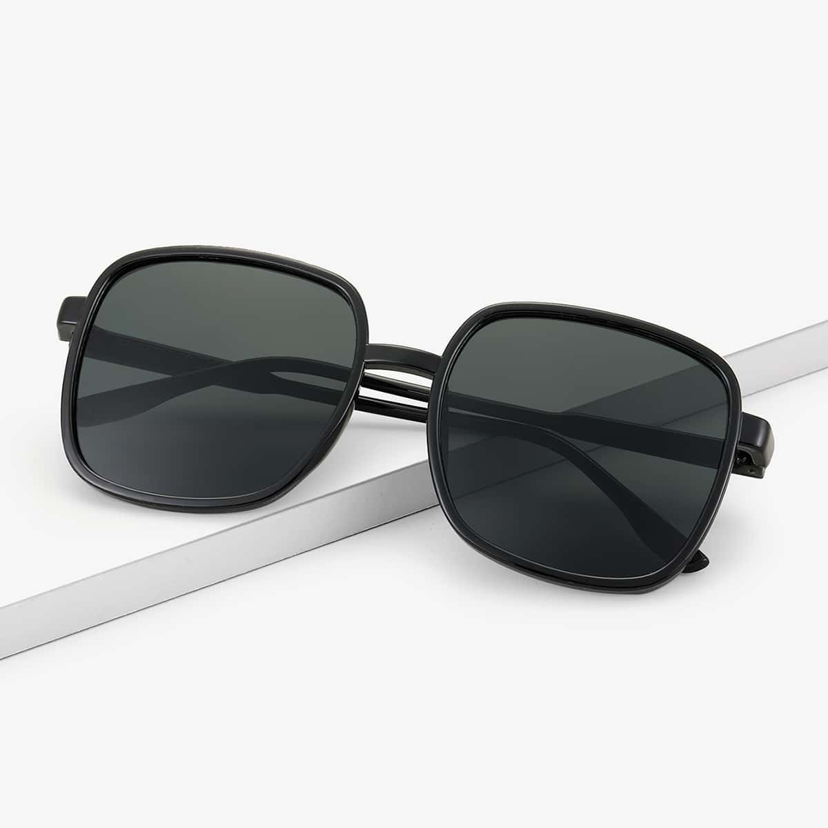 

Square Frame Sunglasses
