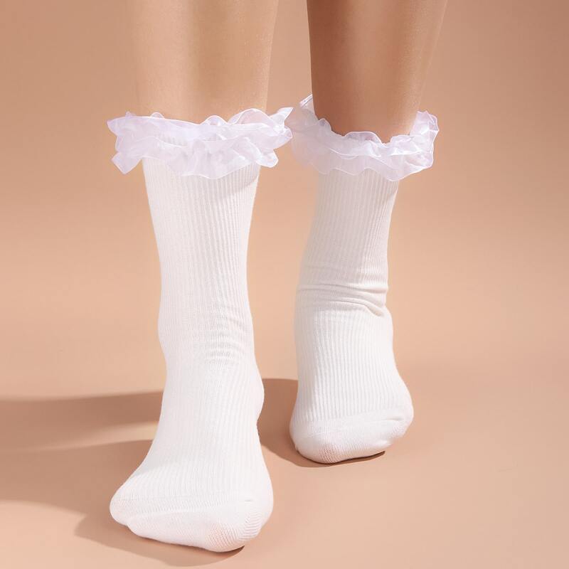 

Ruffle Hem Crew Socks, White
