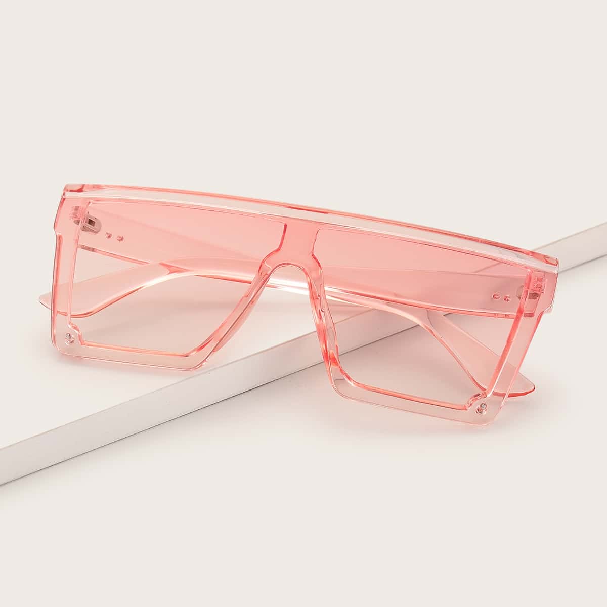 

Flat Top Square Frame Sunglasses