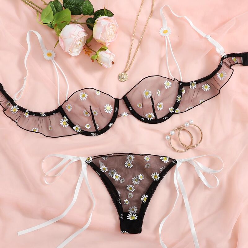 

Daisy Floral Underwire Mesh Lingerie Set, Black