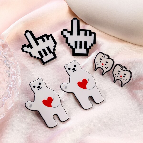 

3pairs Cartoon Design Stud Earrings, White