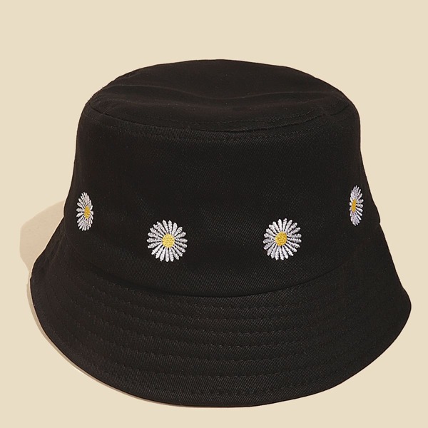 

Daisy Embroidery Bucket Hat, Black