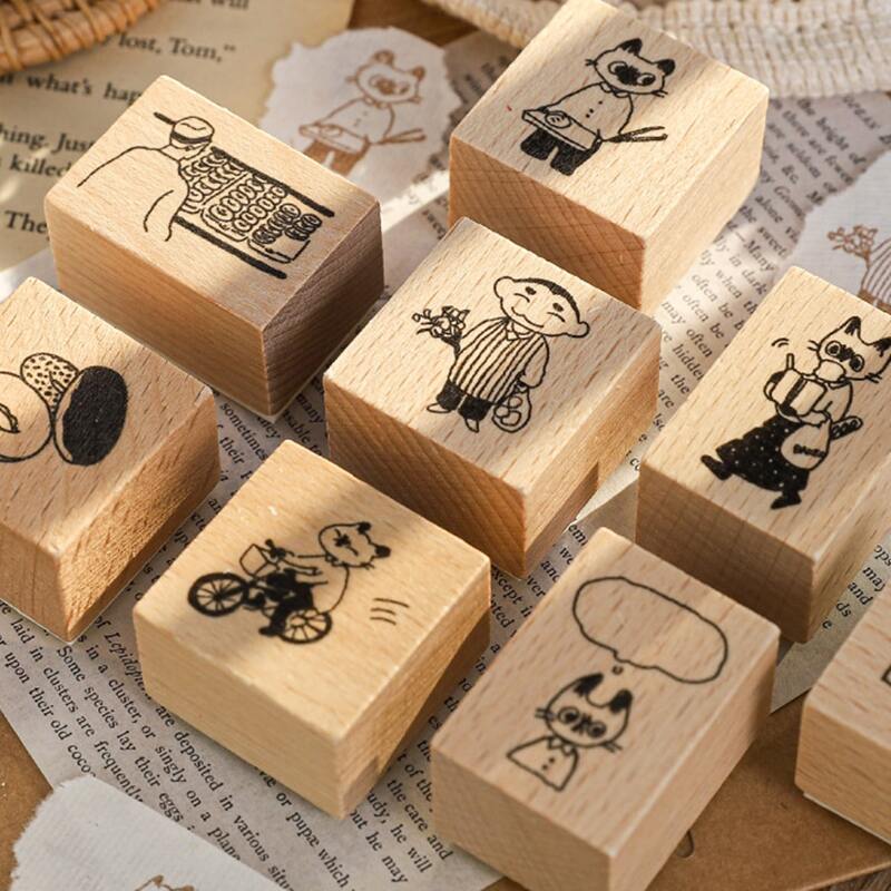

1pc Random Cartoon Graphic Wooden Stamp, Khaki