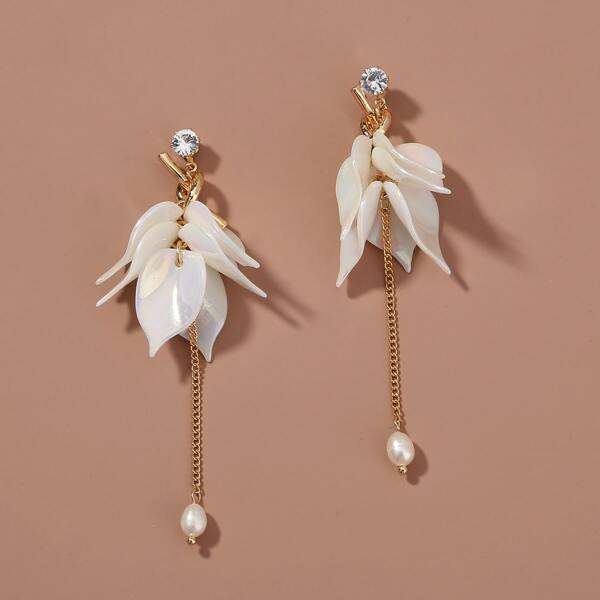 

Pearl Decor Drop Earrings, White