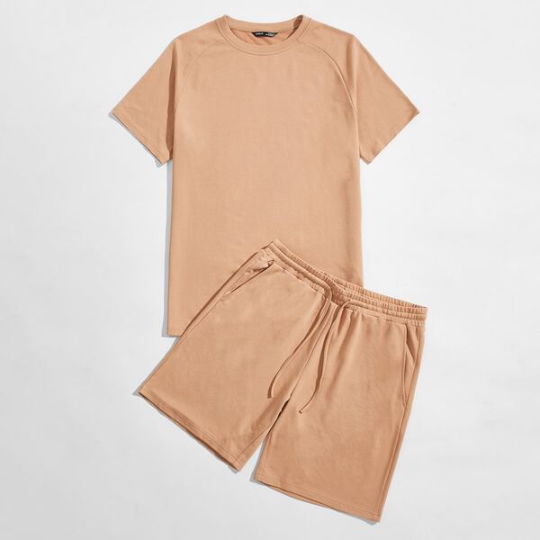 

Men Raglan Sleeve Solid Top & Shorts Set, Apricot
