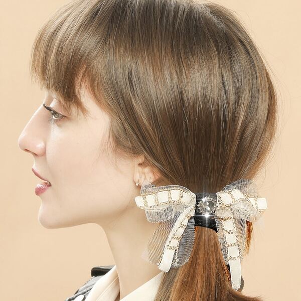 

Bow Decor Hair Clip, White