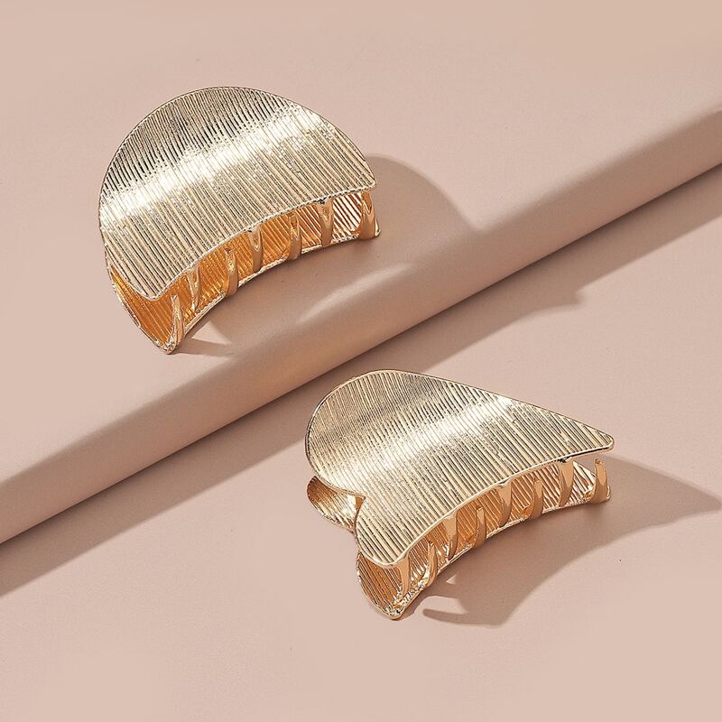 

2pcs Metallic Hair Claw, Gold