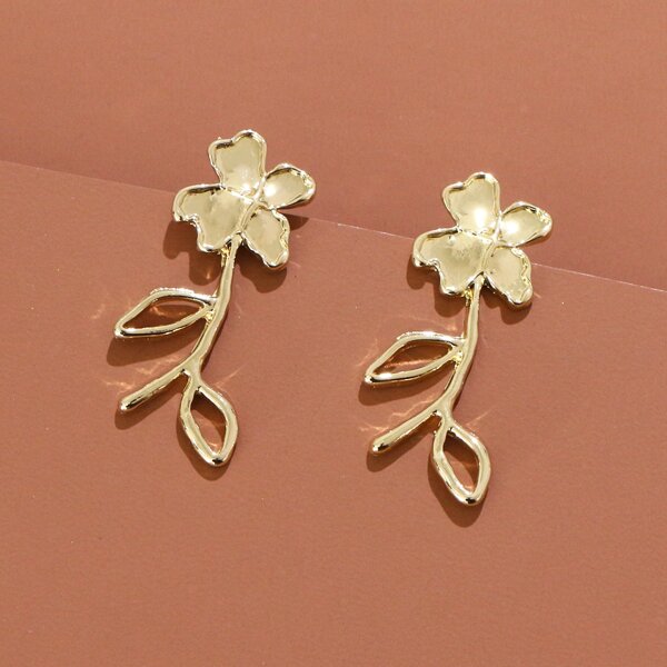 

Flower Leaf Stud Earrings, Gold