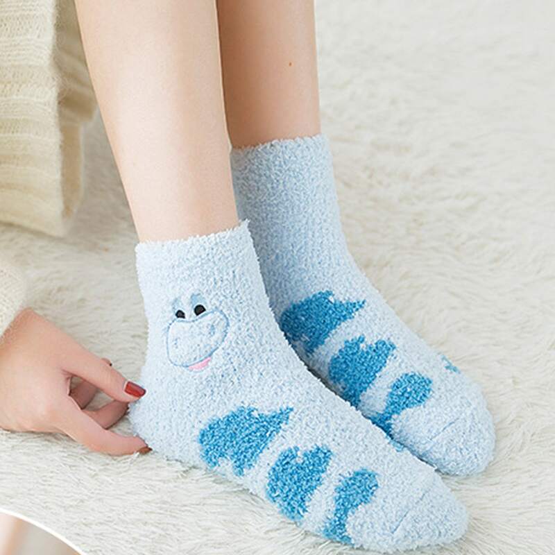 

1pair Cartoon Fuzzy Socks, Baby blue