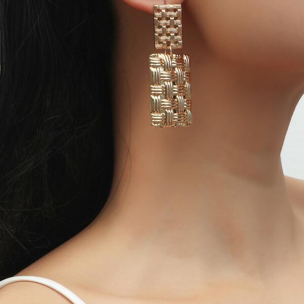 

Hollow Out Geo Drop Earrings, Gold