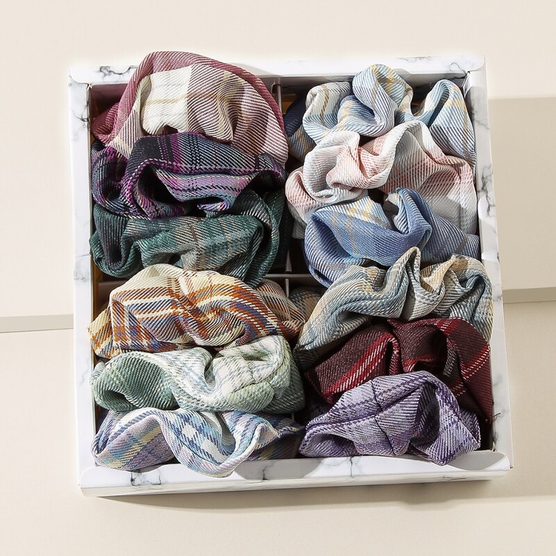 

12pcs Plaid Pattern Scrunchie, Multicolor