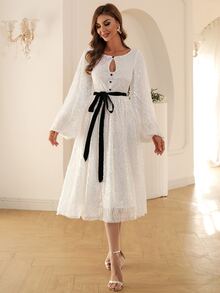 Missord 燈籠袖腰帶亮片連衣裙 - 白色 - 查看 6