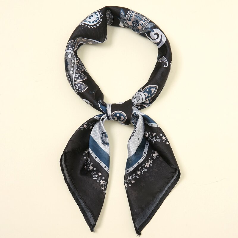 

Paisley Print Bandana, Multicolor