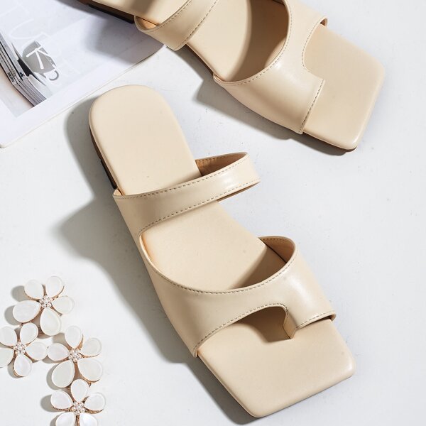 

Toe Loop Cut-out Flat Thong Sandals, Beige
