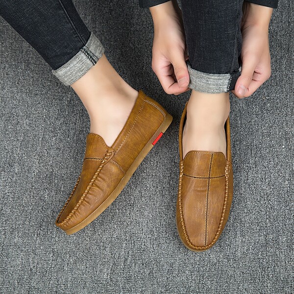 

Men Round Toe Stitch Trim Loafers, Brown