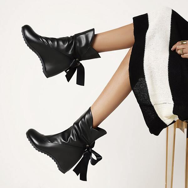 

Tie Back Wedge Boots, Black