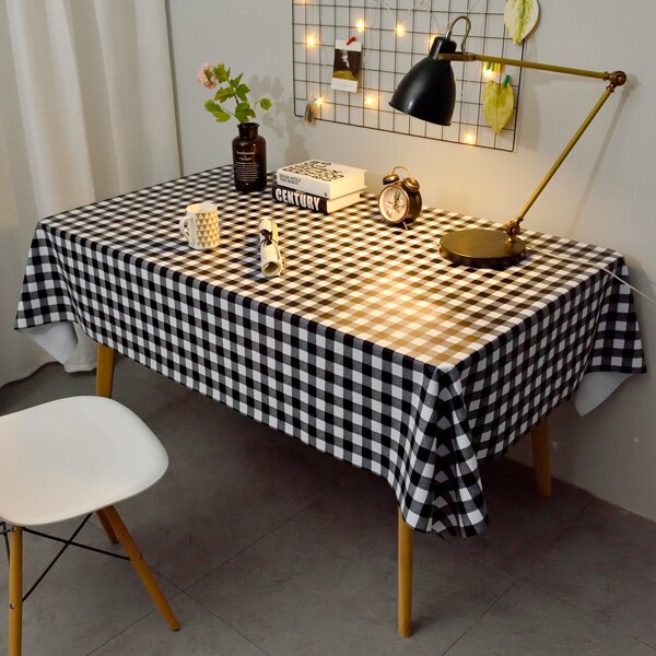 

Gingham Pattern Tablecloth, Black and white