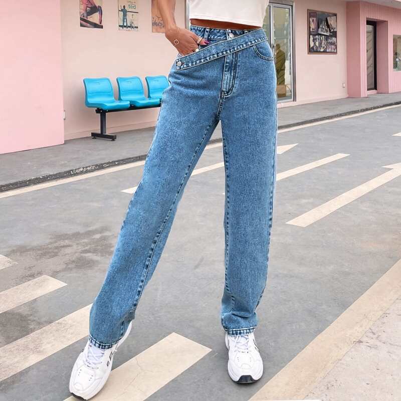 

Slant Pocket Straight Leg Jeans, Medium wash
