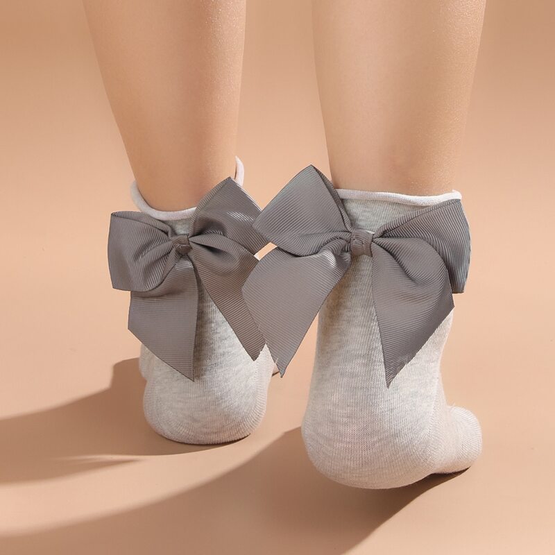 

Bow Decor Crew Socks, Grey