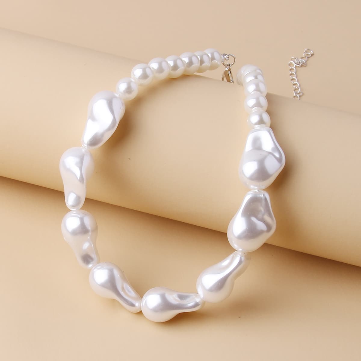 

Faux Pearl Beaded Choker, White