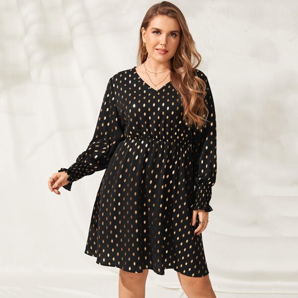 

Plus V-neck Gilding Print A-line Dress, Black