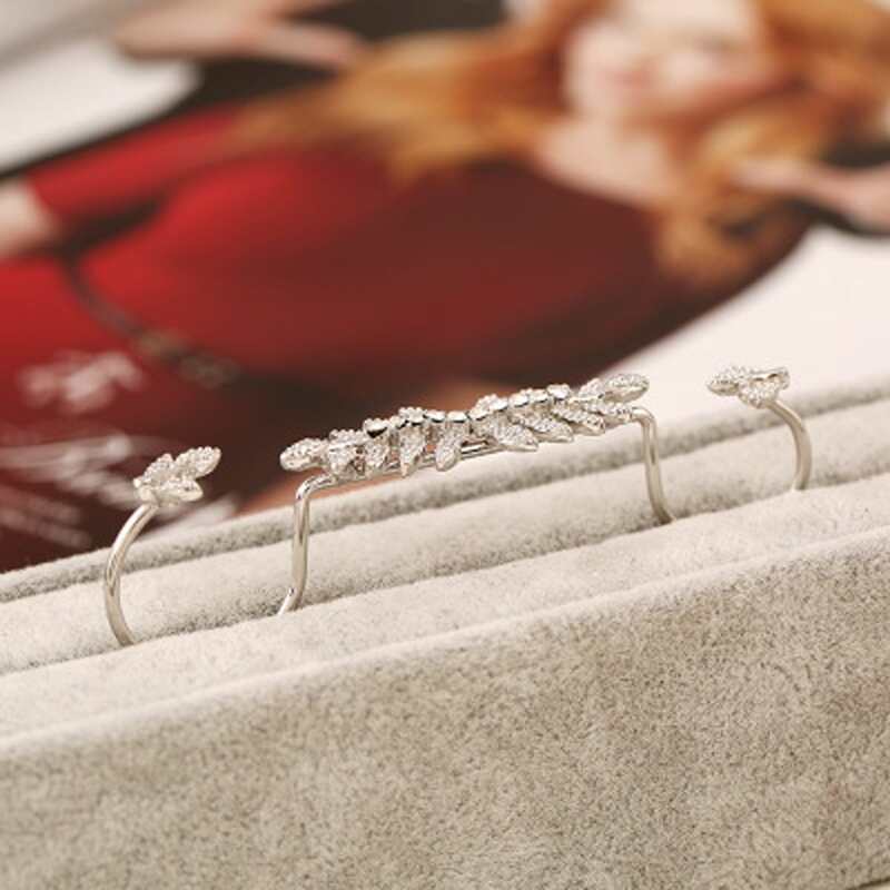 

1pc Rhinestone Leaf Linked Ring, Silver