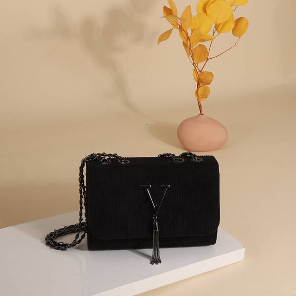 

Tassel Decor Flap Chain Shoulder Bag, Black