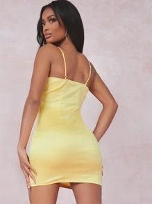 SHEIN SXY Vestido Bodycon De Satén Con Tirantes Estilo Cami Y Detalle De Abertura - Amarillo - Ver 2