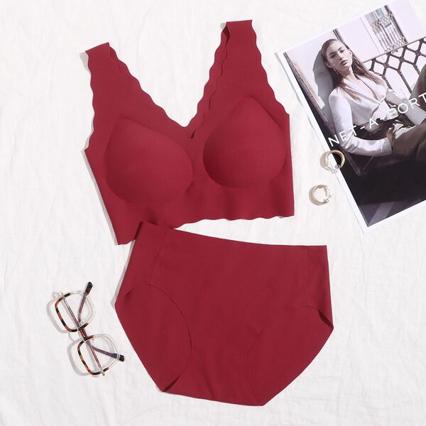 

Scallop Trim Lingerie Set, Burgundy
