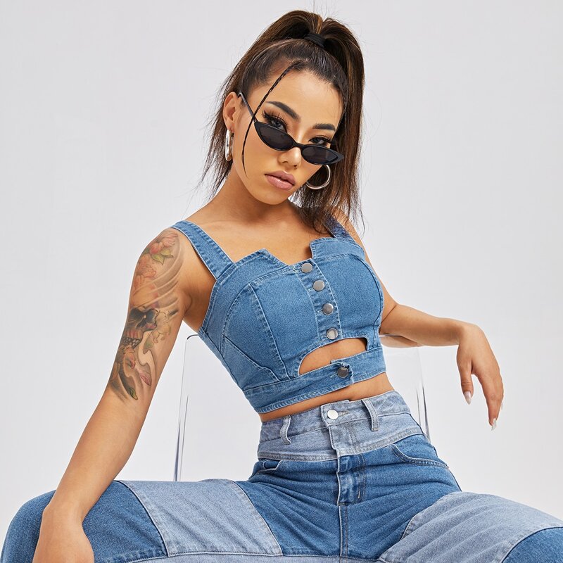 

Button Front Crop Denim Top, Medium wash