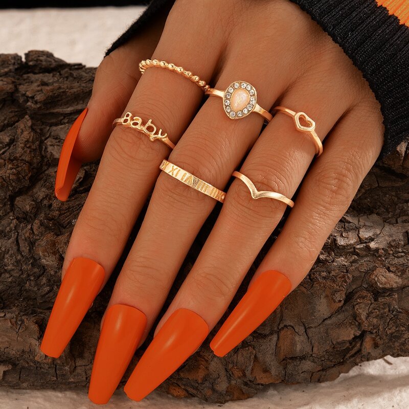 

6pcs Rhinestone Heart Ring, Gold