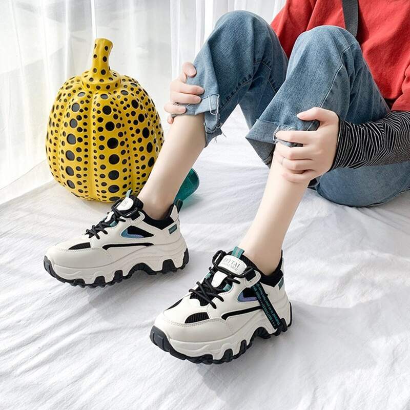 

Colorblock Lace-up Chunky Sneakers, Black and white