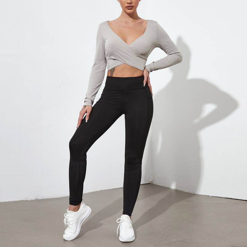 

Solid Crop Cross Sports Tee, Light grey