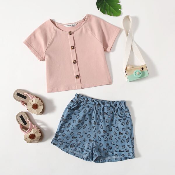 

Toddler Girls Buttoned Front Raglan Sleeve Tee & Fruit Print Shorts Set, Multicolor