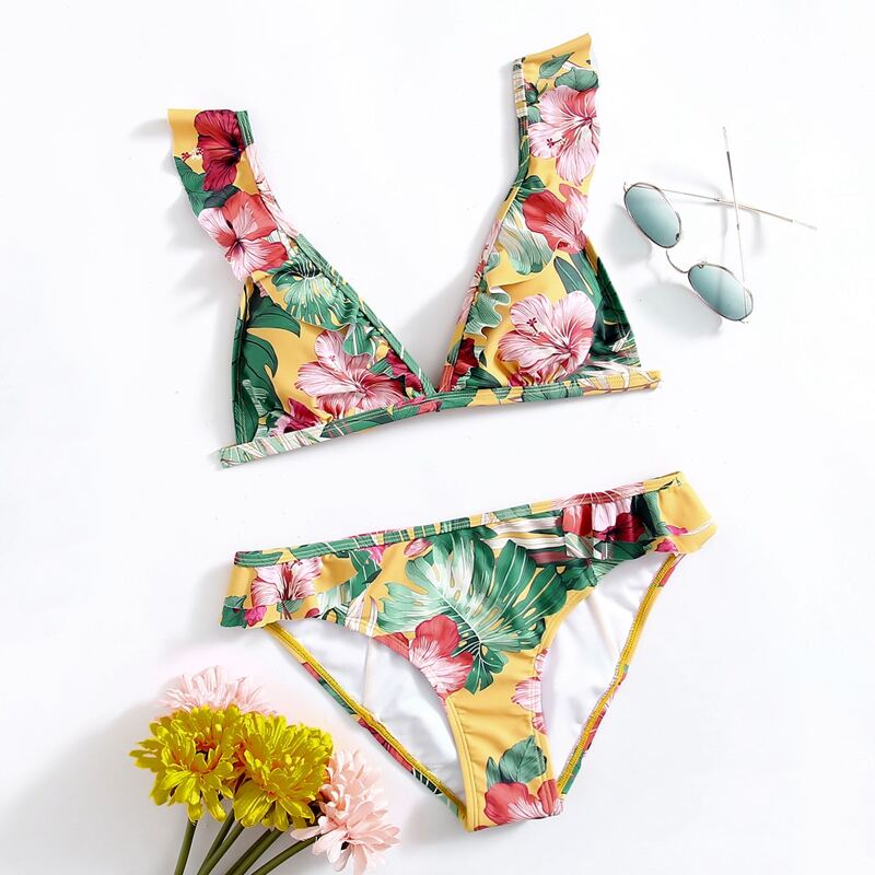 

Floral Ruffle Trim Bikini Swimsuit, Multicolor