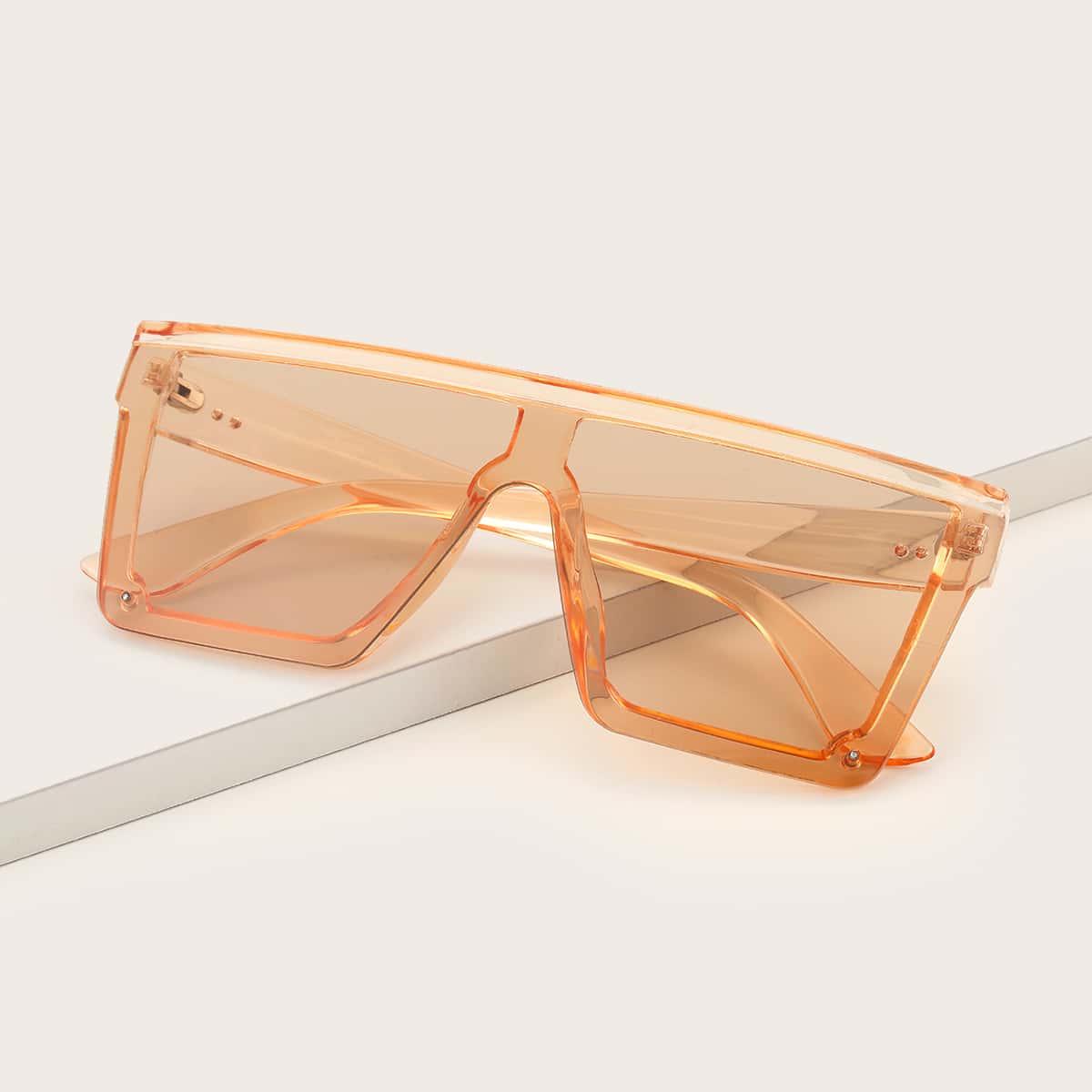 

Flat Top Square Frame Sunglasses