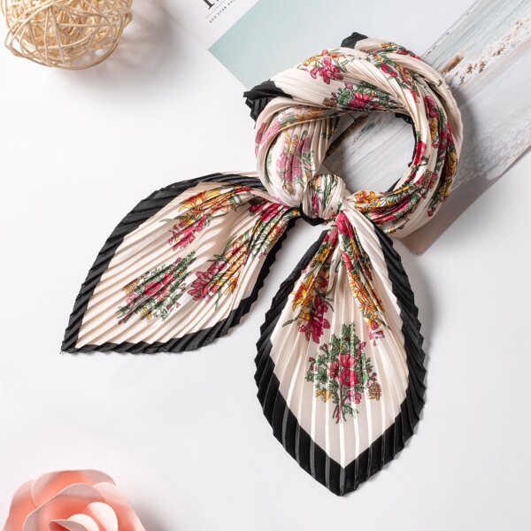 

Ditsy Floral Print Bandana, Multicolor