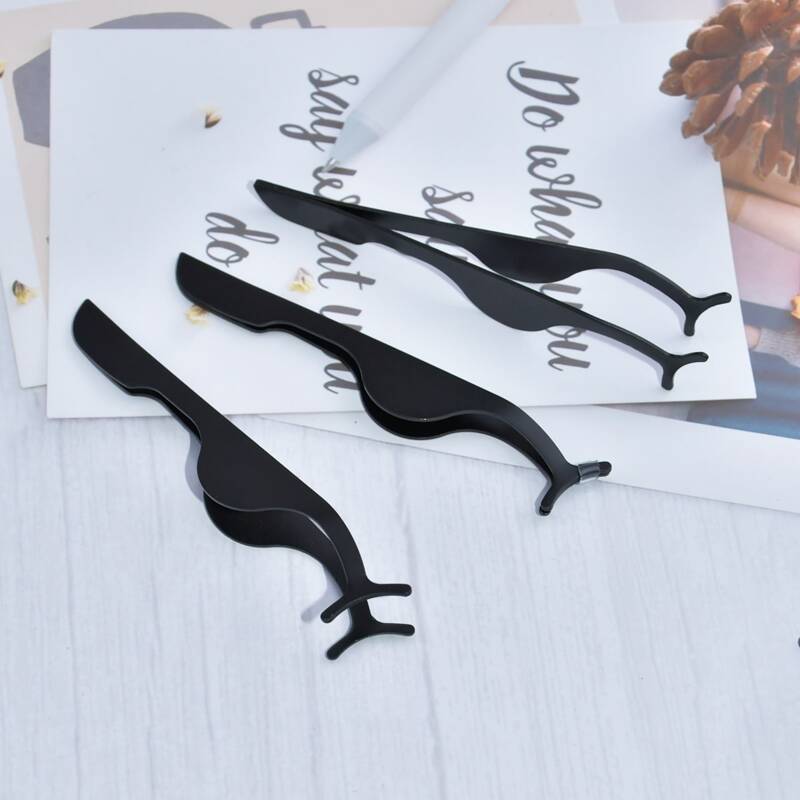 

1pc False Eyelash Tweezers, Black