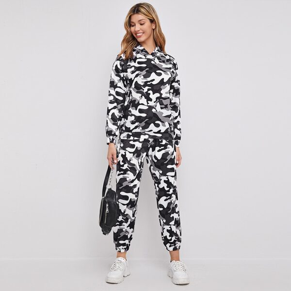 

Camo Print Drop Shoulder Hoodie & Sweatpants, Multicolor