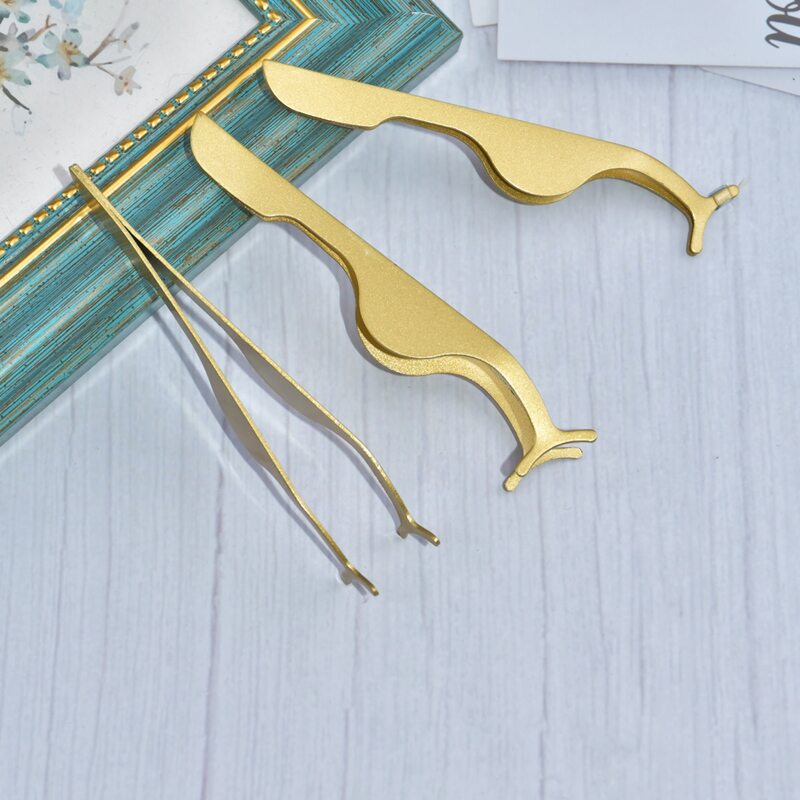 

1pc False Eyelash Tweezers, Gold