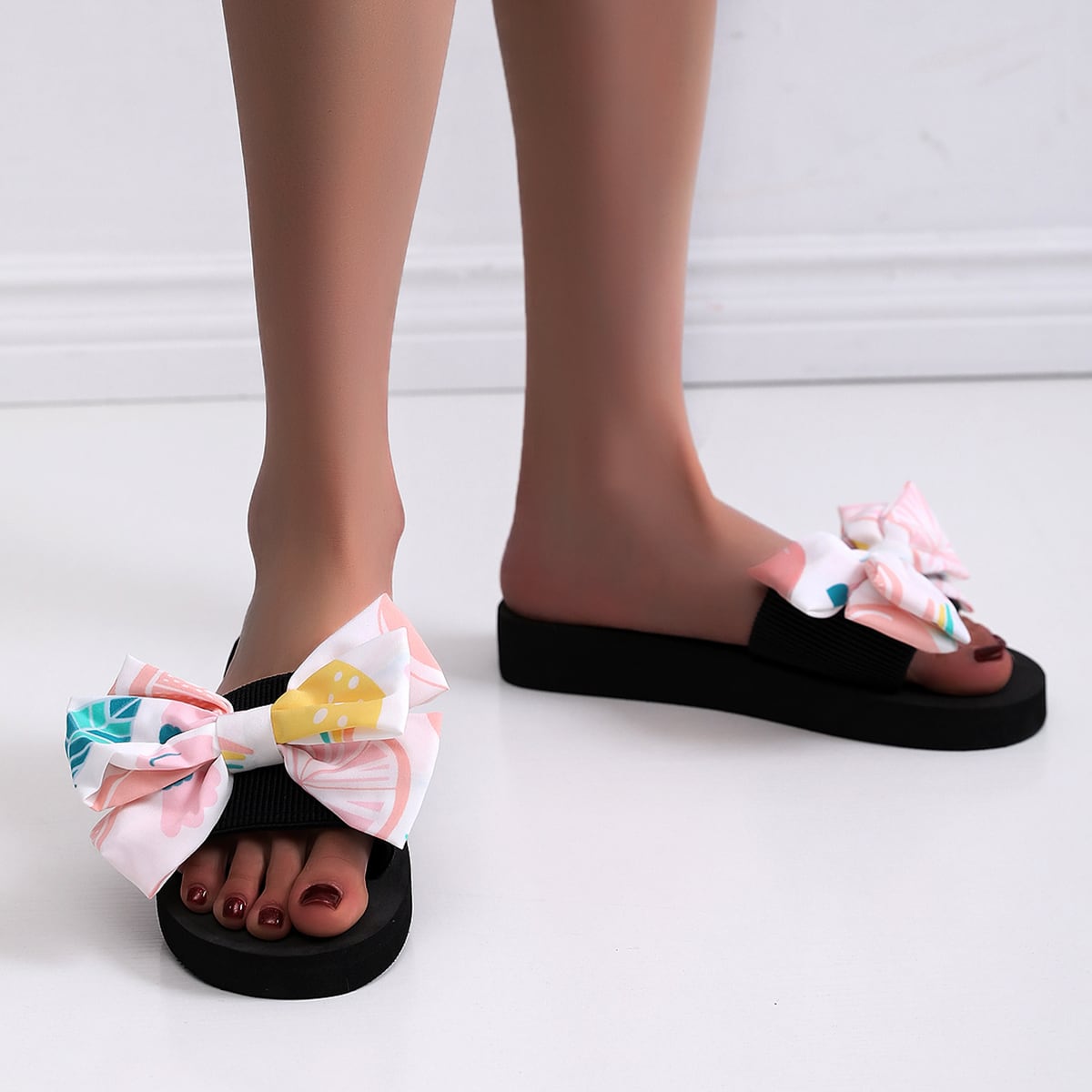 с бантом Контрастный цвет Модный Тапочки & Вьетнамки