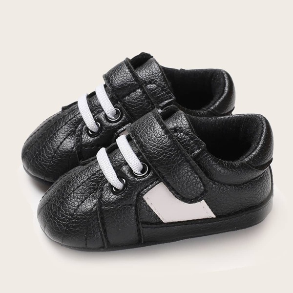 

Baby Boy Velcro Strap Sneakers, Black