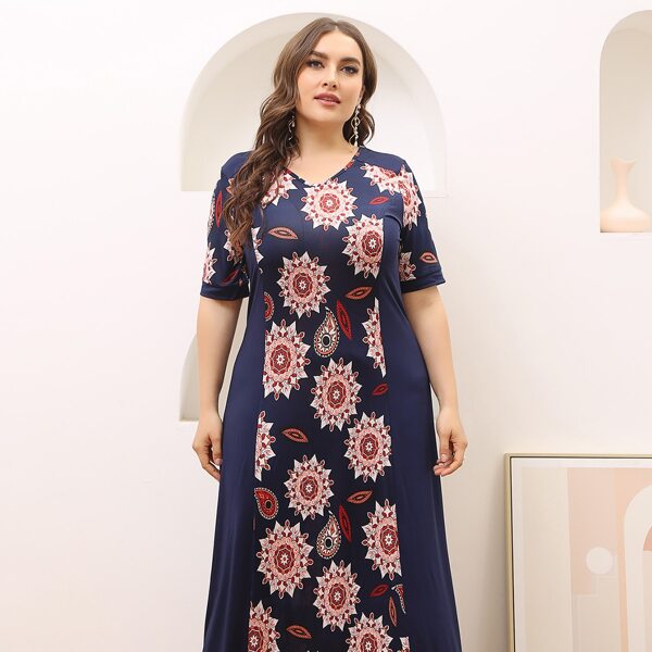 

Plus Floral Print Tee Dress, Multicolor