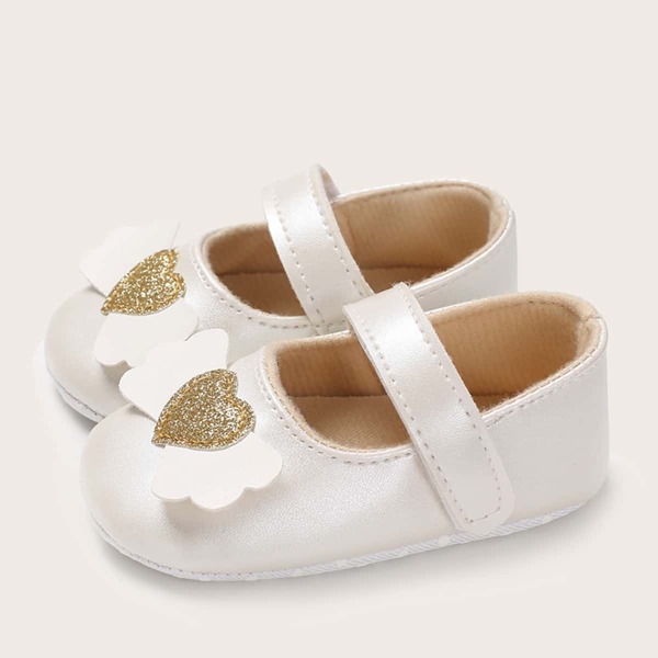

Baby Girl Glitter Heart Decor Flats, White