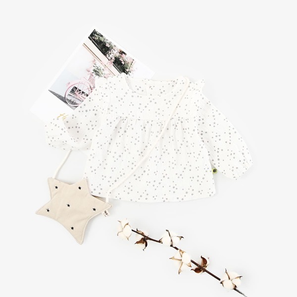 

Toddler Girls Star Pattern Ruffle Trim Top, White