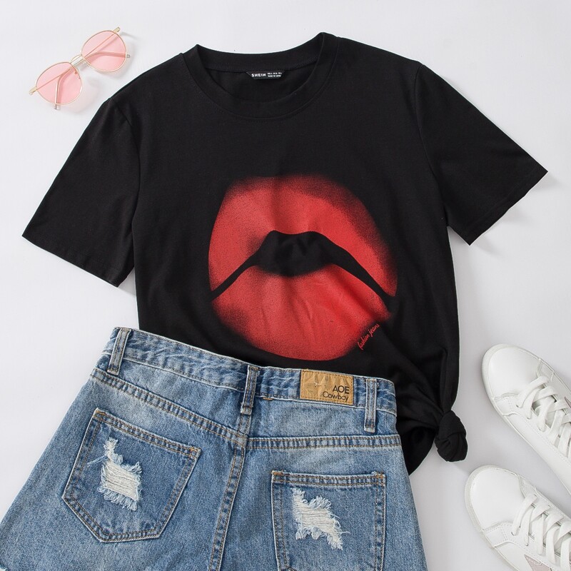 

Lip Print Short Sleeve Tee, Black